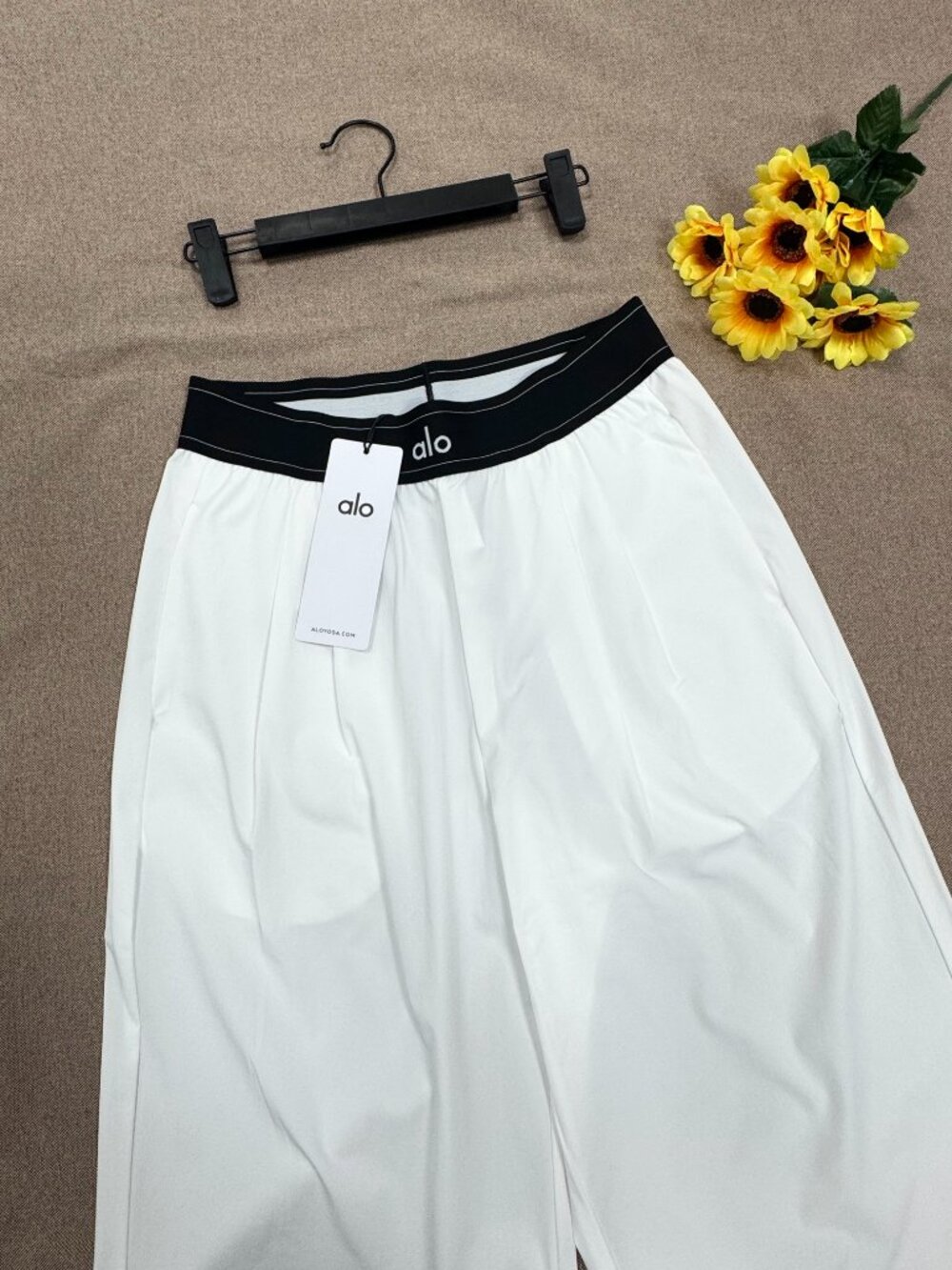 ☃️ALO Yoga Suit Up Trouser White（Regular）⚪️High Waist Wide Leg Athleisure Pants - Picture 4 of 8
